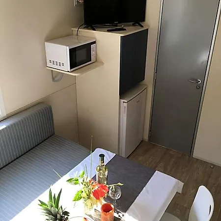 Mobile Homes Comfort Elba Zelena Laguna Hotel